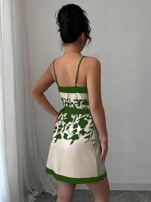 Elenzga 性感优雅裹身式V领印花女式迷你连衣裙 - 綠色 - 查看 2