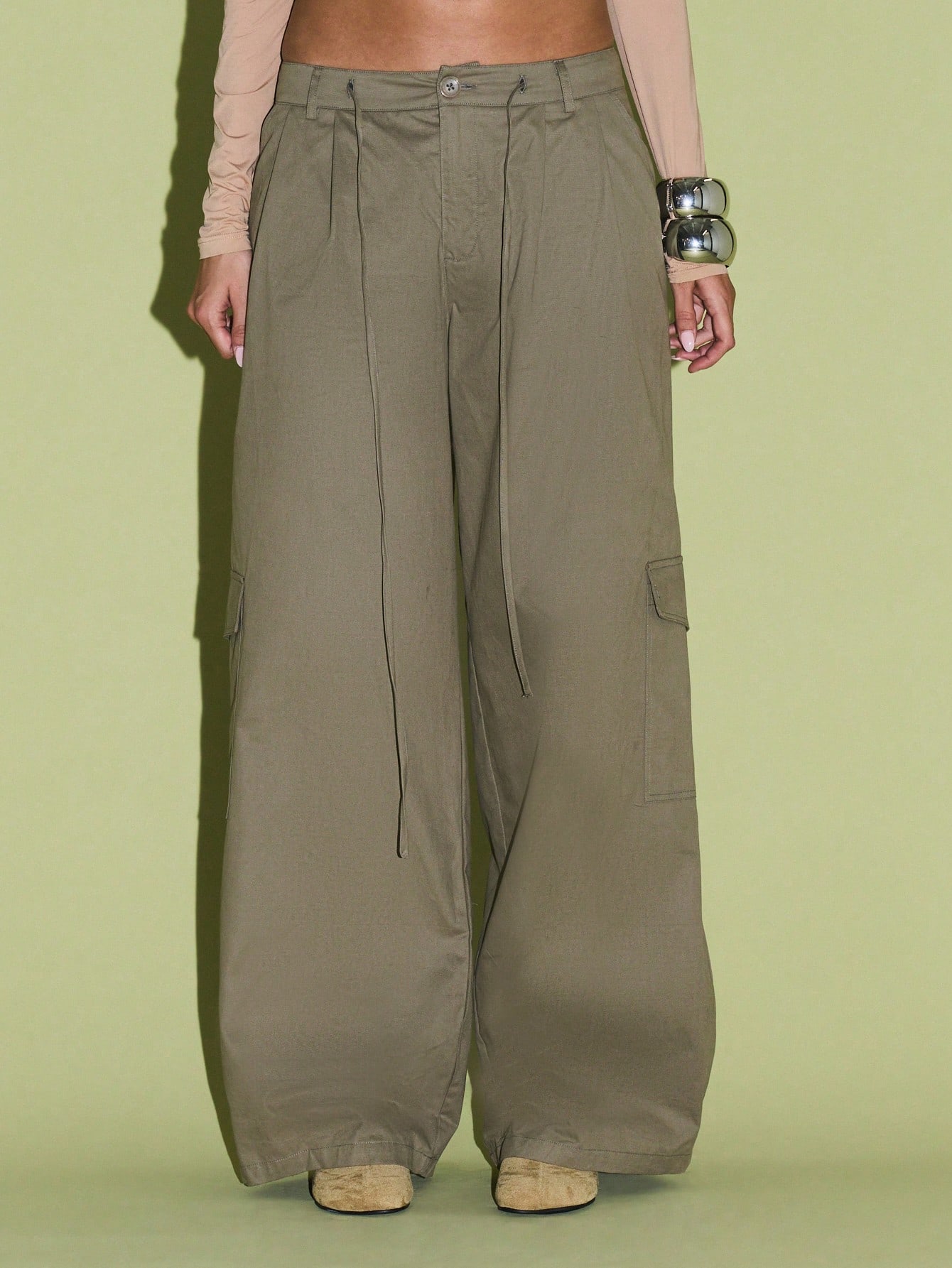 KIZN Wide Leg Cotton Cargo Pants With Side Pockets