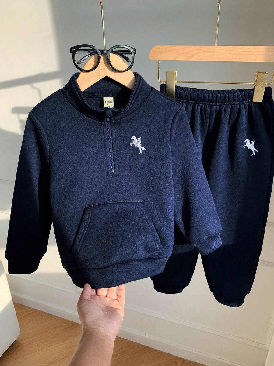 SHEIN 2 件套年轻男童休闲立领半拉链卫衣和运动裤套装，加厚羊毛，适合秋冬季 - 藍色 - 查看 1