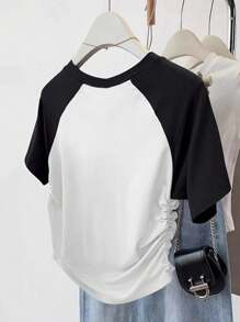 SHEIN 新款修身撞色百褶插袖短袖女式T恤图案T恤女式上衣 - 黑與白 - 查看 2