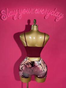 Slaydiva Nouveau printemps/été 2025 Ensemble 2 pièces pour femmes composé d'un débardeur bordeaux et d'un short imprimé animal. Convient pour les festivals de musique, Pâques, les vacances, le style occidental, nomade, les anniversaires, les remises de diplômes, les étudiantes, le port quotidien, décontracté, les vacances, les croisières, la plage, les bains de soleil. - Rouge foncé - Voir 2