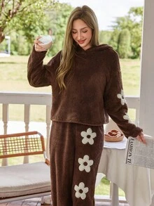 SHEIN 女士花卉刺绣抓绒连帽长袖上衣和裤子蓬松睡衣套装，冬季舒适优雅细节，秋季服装 - 棕色 - 查看 6