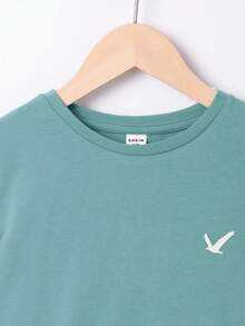 SHEIN Tween Boy Casual Comfortable Round Neck Short Sleeve Embroidered Graphic T-Shirt