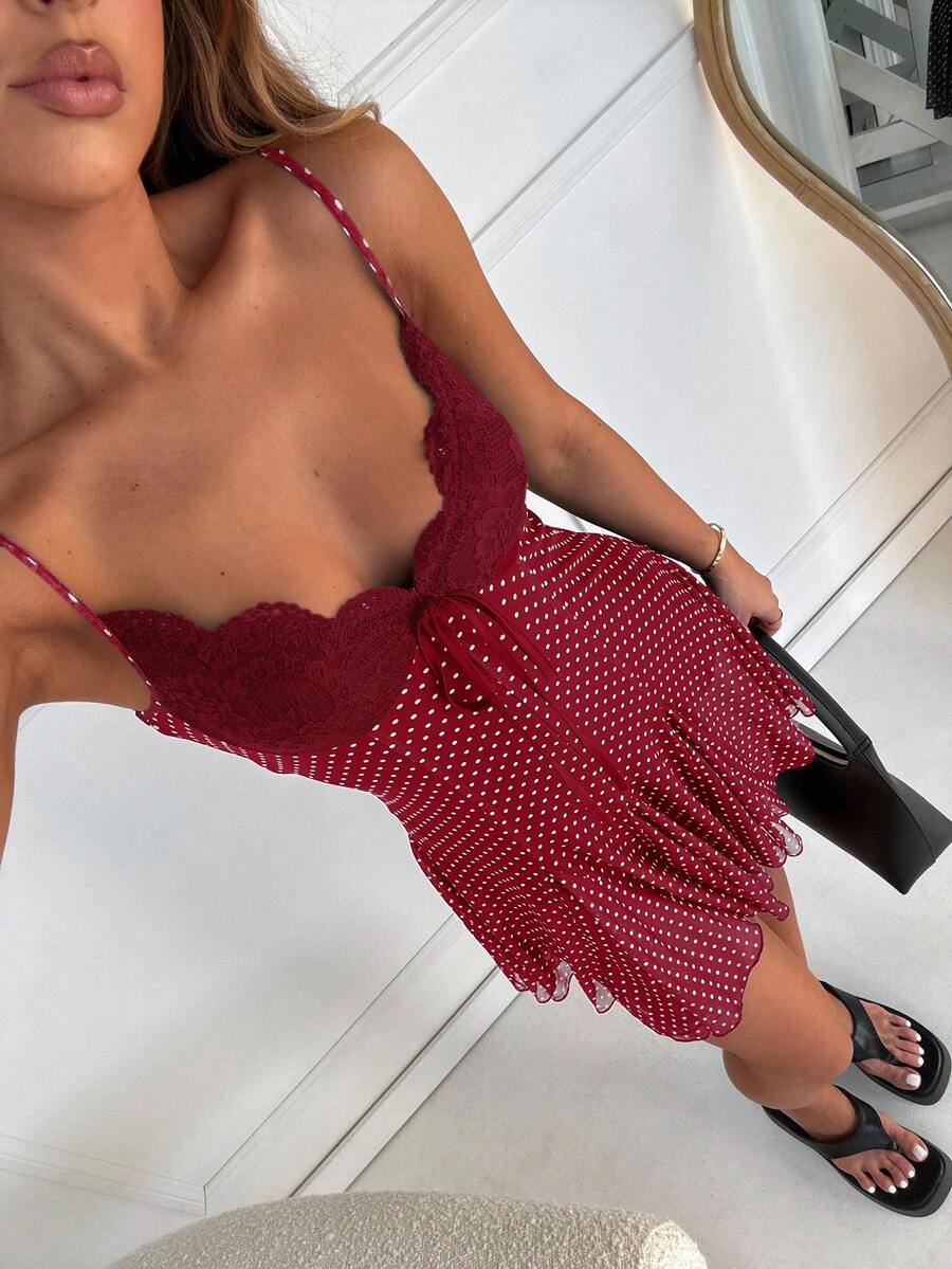 SHEIN EZwear Váy ngắn chấm bi chấm bi bằng lưới dệt kim màu đỏ tía cho kỳ nghỉ thường ngày - Màu Đỏ Sâu - Xem 1