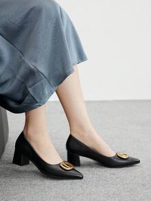 CUCCOO BIZCHIC Women's Fashion Black Low Heel Pointed Toe Flats - Black - View 5