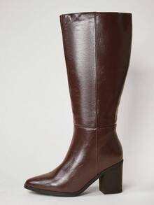SHUZIA Bota Cano Alto Feminina Premium de Bloco de 2,5" com Bico Fino, Acabamento em Óleo PU Chocolate - Elegante, Confortável e Atemporal, Eleve seu Visual Temporada Após Temporada para o Natal e Dia dos Namorados - Chocolate - Visão 7