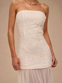 SHEIN BAE 杏色无袖甜心领纹理 3D 刺绣网眼下摆优雅连衣裙，适合优雅场合、生日、伴娘、婚礼宾客 - 杏色 - 查看 2