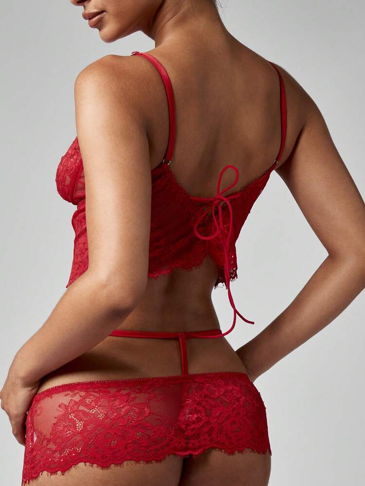 MISSGUIDED ガーターベルトとTバック付きフローラルレースビスチェセット