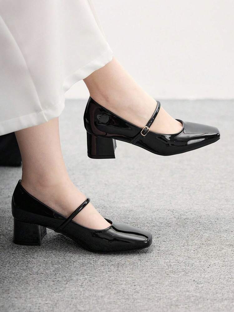 CUCCOO BIZCHIC Women's Classic Black Patent Leather T-Strap Low Heel Flats