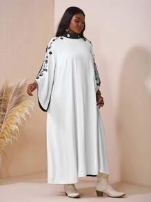 SHEIN CURVE+ Plus Size High Neck Applique Dress For Women/Autumn /Winter