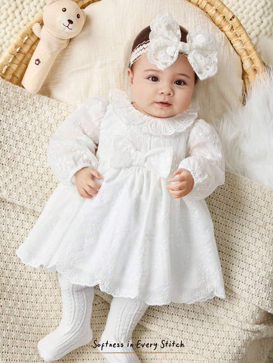 Cozy Pixies 新生女婴纯色彼得潘领长袖腰系带连衣裙，百搭舒适 - 白色 - 查看 1