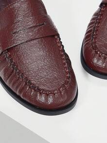 MOTF 女士 PU 皮革乐福鞋，复古英伦风格，时尚优雅，舒适一脚蹬平底鞋 - 酒紅色 - 查看 5