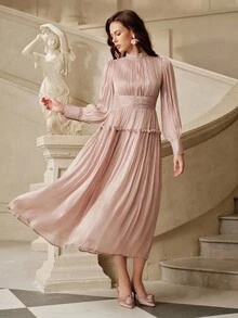 Savoree 高腰泡泡袖长裙，采用闪亮面料和腰部镶片细节 - 查看 5