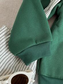 PrepCrw 秋冬款男孩学院风绿色圆领小熊图案卫衣 - 綠色 - 查看 6