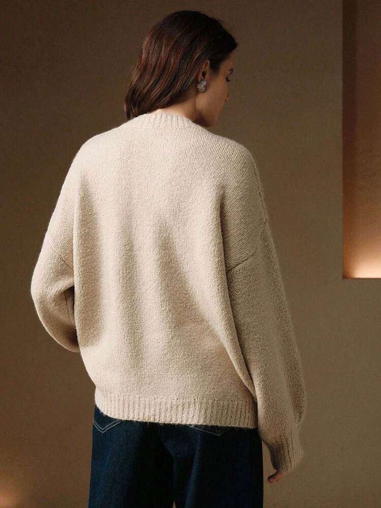 Maglione a maglia ricamato da donna