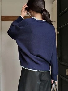DAZY 女士宽松休闲贝壳刺绣毛衣，秋季 - 藏蓝色 - 查看 2