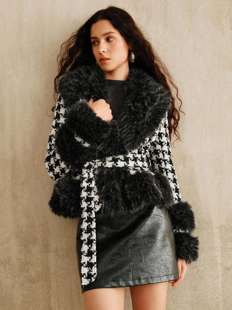 Abrigo elegante y de moda con cuello de piel y estampado de pata de gallo para mujer