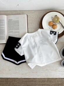 SHEIN 2pcs Baby Boys/Girls Letter Print V-Neck Short Sleeve Top And Elastic Waist Shorts Set