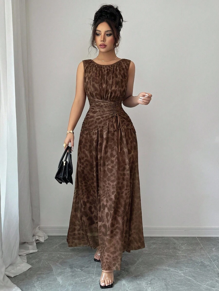 Rafferiza 女式优雅豹纹网眼圆领褶饰抽绳腰部 A 字形无袖长裙 - 鏽棕色 - 查看 1