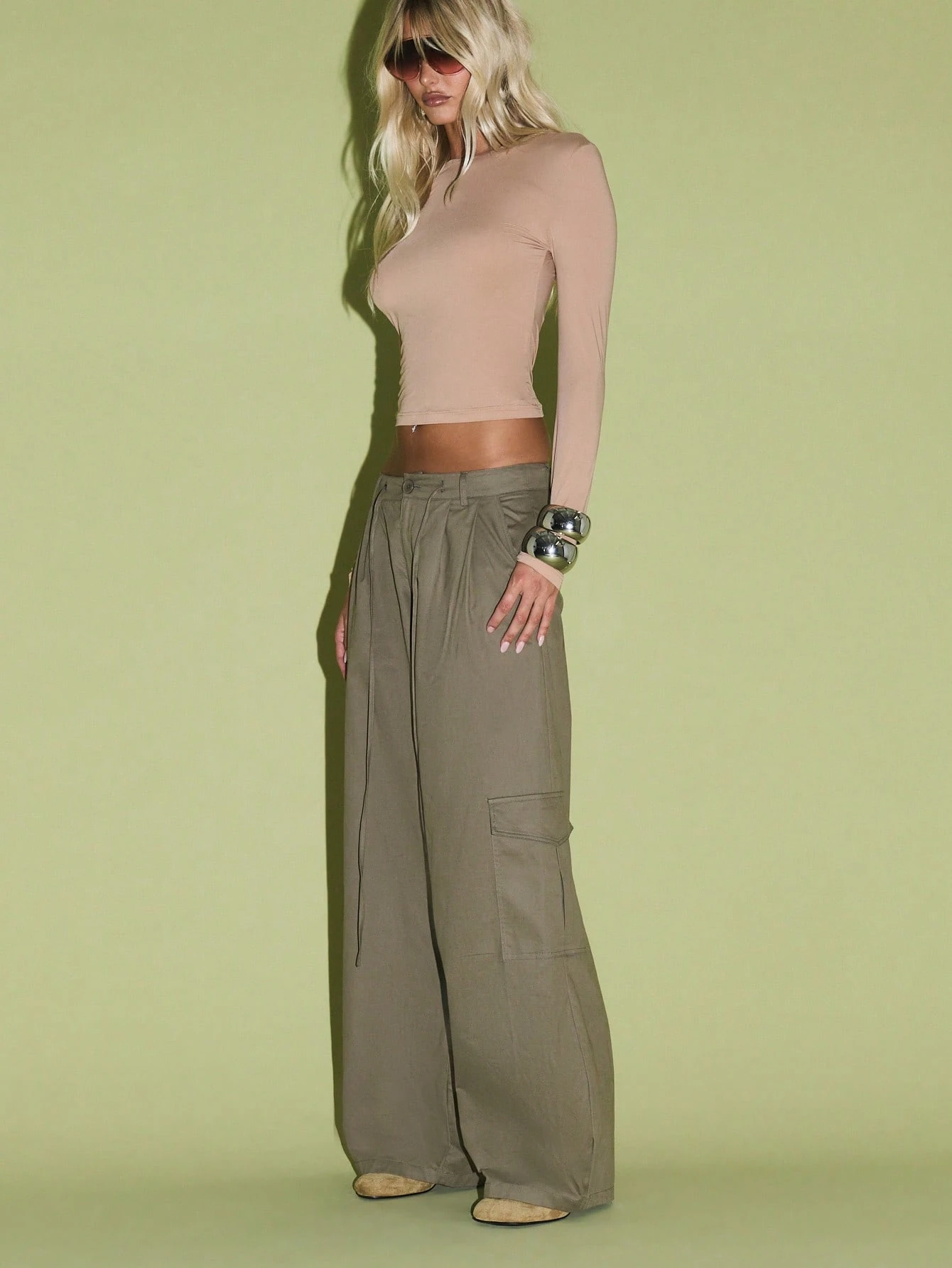 KIZN Wide Leg Cotton Cargo Pants With Side Pockets