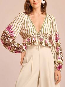 CAJUNI 女士度假波西米亚风杏色底绿色波浪线和花卉印花 V 领长袖束腰前系带印花短款衬衫 - 彩色 - 查看 4