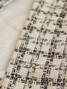 Aveloria Rosie Women's Plaid Faux Pocket V-Neck Wide Shoulder Long Fitted Blazer Vest - Black and White - View 7