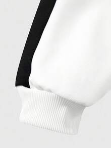 SHEIN 2pcs Girls Casual Sports Set: Light Gray Stand Collar Long Sleeve Jacket With Black Splice, Front Zipper Design For Easy Wear, Side Fake Pockets Decor; Paired With Loose Fit Casual Sports Pants. Soft Fabric, Warm, Suitable For Autumn, Winter, Spring Wear, Suitable For Outings, School, Daily Casual Wear,ChicAutumn,Halloween, Christmas