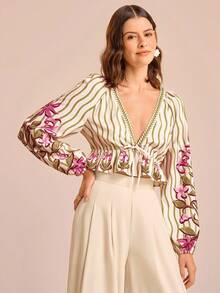 CAJUNI 女士度假波西米亚风杏色底绿色波浪线和花卉印花 V 领长袖束腰前系带印花短款衬衫 - 彩色 - 查看 8