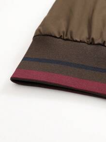 Manfinity Homme Chaqueta de béisbol casual de manga larga a rayas y de una sola hilera para hombres, otoño - Caqui - Ver 3