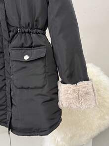 SHEIN 青少年女孩休闲棉衣，带保暖衬里，撞色蓬松装饰兜帽，腰部抽绳，口袋，中长款，黑色，适合秋冬季 - 黑色 - 查看 15