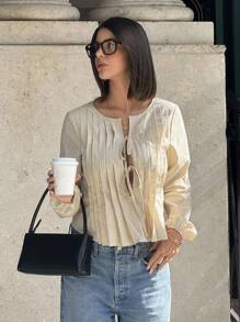 Siren Gaze 女士褶皱圆领系带长袖衬衫 - 杏色 - 查看 8