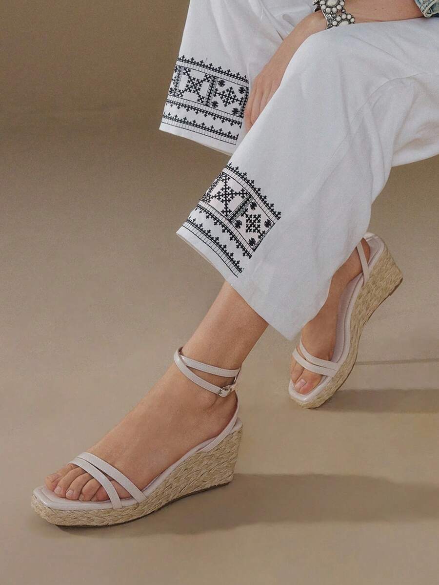 Styleloop Sandalias de cuña con correa de tobillo de metal dorado para mujer, zapatos de plataforma cómodos tipo alpargata para ir al trabajo, citas, fiestas, vacaciones y festivales de música - Albaricoque - Ver 1