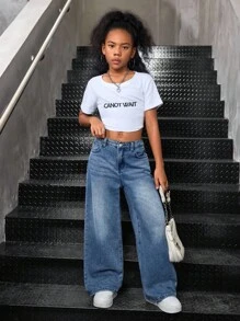 SHEIN Jeans droits en denim doublé thermique à taille haute ample et délavé pour préadolescentes, style années 90/Y2K, décontracté. Jeans évasés casual avec poches, pour l'automne/l'hiver, gardant au chaud, idéal pour les filles pour la rentrée scolaire, l'homecoming. Pantalon évasé streetwear vintage, jeans larges Y2K, jeans ample pour adolescentes. - Jean bleu - Voir 4