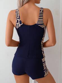 Swim Lushoire 2 件套夏季新款坦基尼卡其色几何随机印花无袖褶皱收腹保守泳衣短裤泳装沙滩装女士成熟运动短款上衣和坦基尼套装 - 藏蓝色 - 查看 2