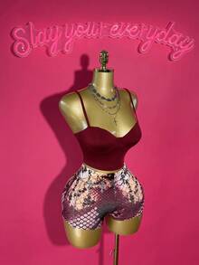 Slaydiva Nouveau printemps/été 2025 Ensemble 2 pièces pour femmes composé d'un débardeur bordeaux et d'un short imprimé animal. Convient pour les festivals de musique, Pâques, les vacances, le style occidental, nomade, les anniversaires, les remises de diplômes, les étudiantes, le port quotidien, décontracté, les vacances, les croisières, la plage, les bains de soleil. - Rouge foncé - Voir 3