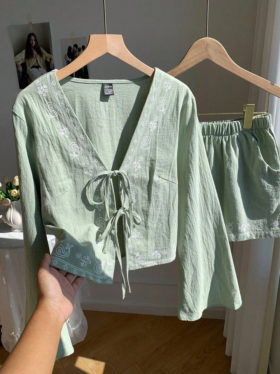 Comfortcana Bộ áo sơ mi và quần short in họa tiết hạt điều Bohemian dành cho nữ - Màu xanh Bạc hà - Xem 1