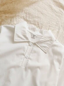 青少年女孩秋季V领无袖休闲简约背心，搭配休闲翻领长袖时尚衬衫，搭配简约百搭裤装。这款服装适合休闲家居、户外活动或度假，为秋季打造舒适时尚的造型。 - 彩色 - 查看 9