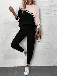 EMERY ROSE Women's Geometric Pattern Contrast Color Long Sleeve Sweater And Knit Pants Casual 2 Pieces Set, Autumn Tracksuit Women Set Long Sleeve Sets Women Women Jogger Sets Comfy Sets For Women Women 2 Pieces Sets