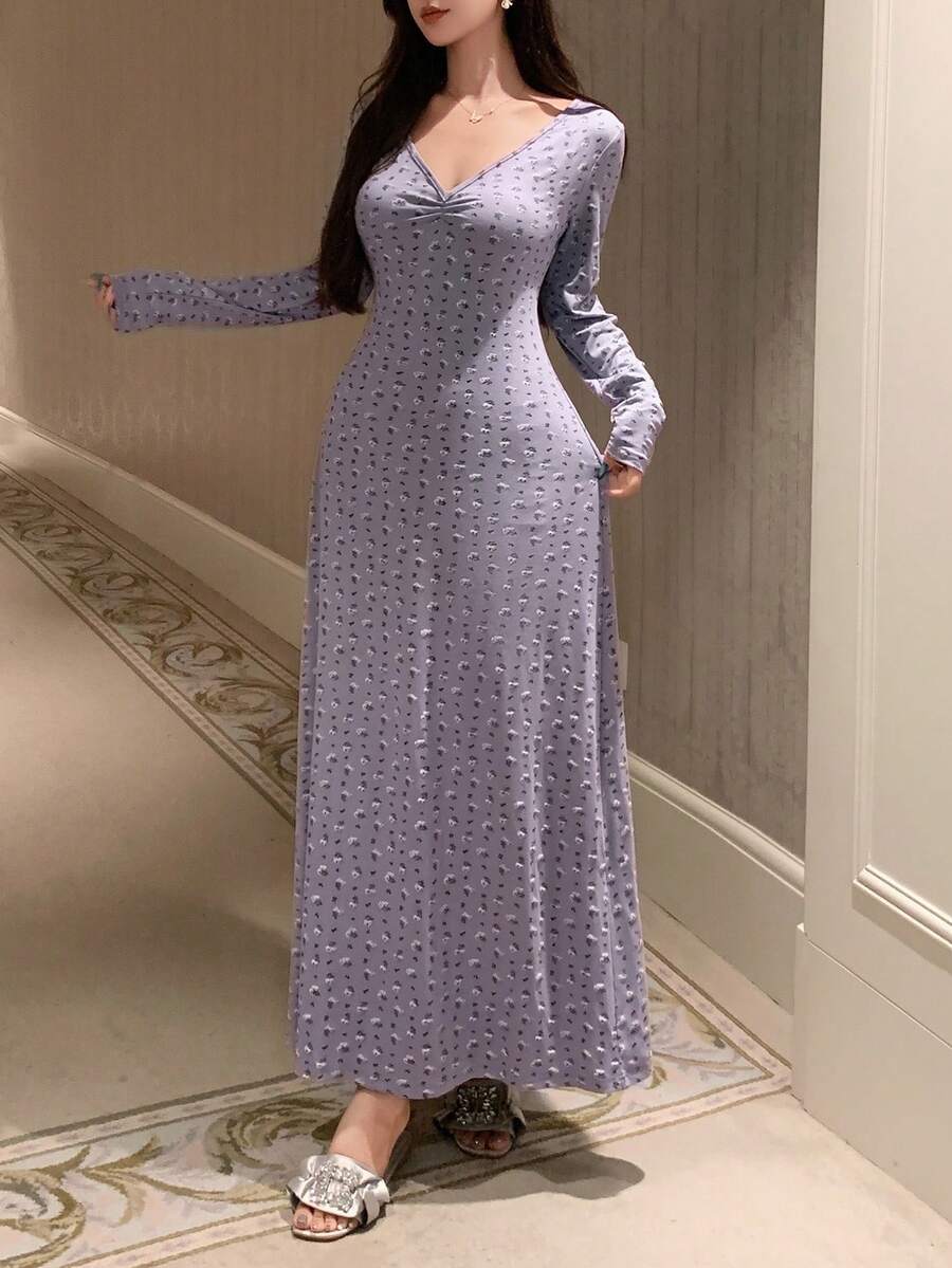 DAZY Ditsy Floral Fitted V-Neck Ruched Design Long Nightgown Pajama, Winter - Mauve Purple - View 1