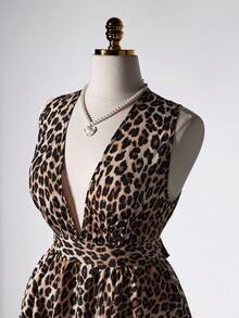 Viva Relle 大码女式优雅性感无袖豹纹荷叶边下摆长裙，夏季，轻盈连衣裙，质感，精致，派对，宴会，明星，女王，服装，多功能，社交，大裙摆，凸显身材，大气，猎豹印花连衣裙 - 卡其色 - 查看 5