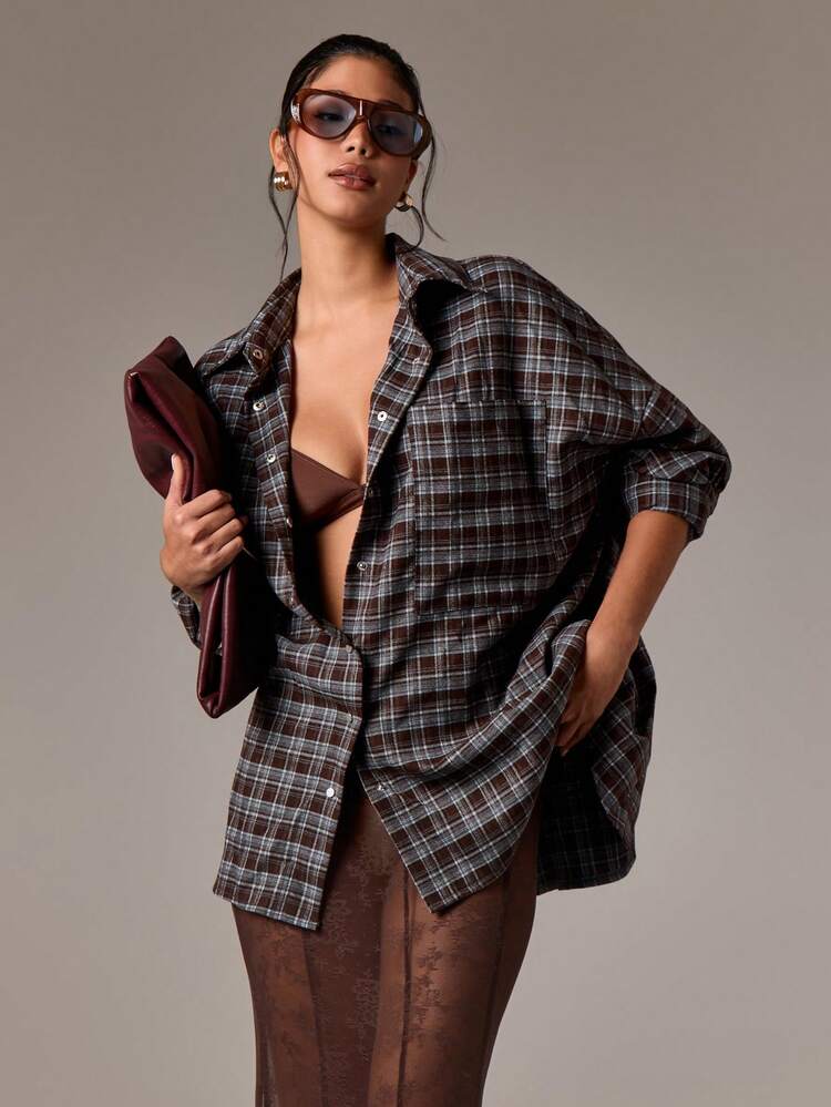 Camicia oversize a quadri con bottoni e tasca applicata