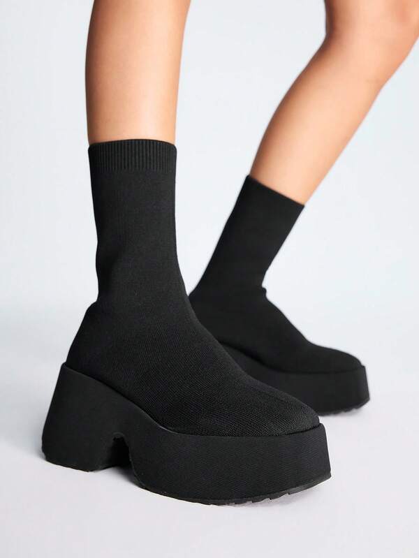 Sugerpunk Y2K Style Black Punk Rock Platform Boots, Chunky Goth Boots, Slip-On Elastic Sock Boots, Asymmetric Heel Street Style Boots, Women Ankle Boots And Short Boots