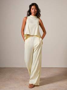 COSMINA 女士优雅露背不对称日常通勤缎面两件套 - 杏色 - 查看 5