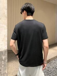 SHEIN 青少年男童側條紋短袖休閒 T 卹 - 黑色 - 查看 2