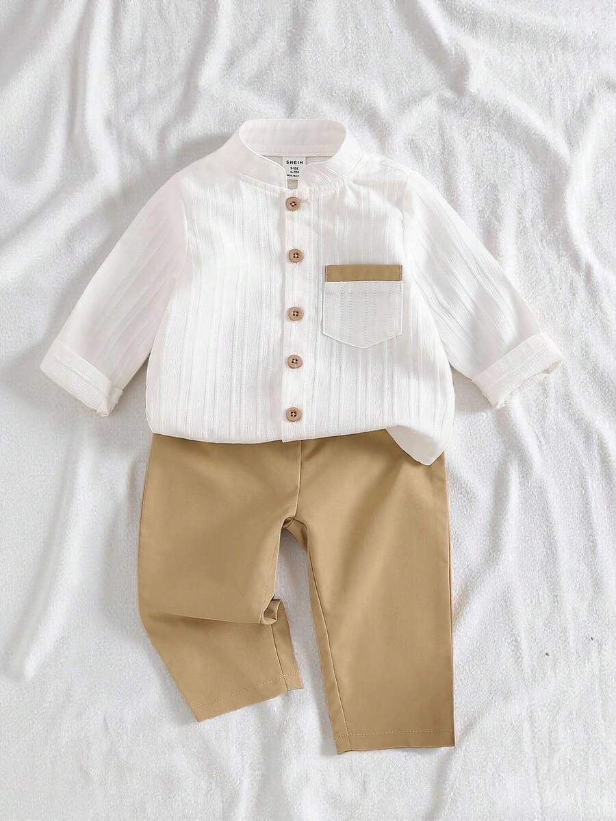 SHEIN Vintaside Kids 2件/組 嬰兒男童白色秋季端莊家庭套裝 立領鈕扣口袋襯衫搭配鬆緊腰短褲 休閒復古夏季穿搭 - 卡其色 - 查看 1