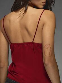 MISSGUIDED 优雅蕾丝边缎面吊带背心上衣 V 领精致睫毛细节无袖晚宴休闲派对夜晚假日吊带背心 - 酒紅色 - 查看 4