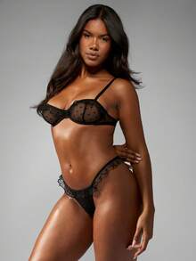 MISSGUIDED 透明网眼波尔卡圆点内衣文胸和内裤套装，带荷叶边装饰，半罩杯，钢圈，特殊场合，夜间外出派对穿着，情人节必备 - 黑色 - 查看 5