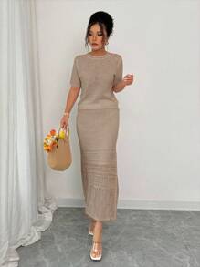 Elenzga Conjunto de 2 piezas de top de manga corta con diseño calado y falda mini de estilo francés blanco, primavera 2025 - Albaricoque - Ver 4