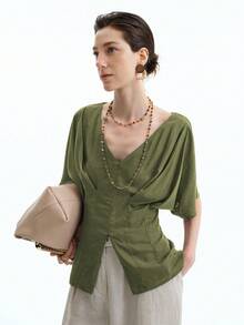 Aalyst 女士法式优雅奢华简约高端休闲度假通勤舒适宽松纯色亚麻V领收肩袖前中开衩衬衫，春夏秋 - 軍綠色 - 查看 4