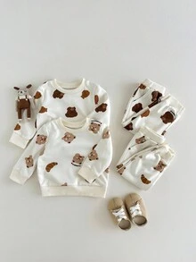 SHEIN 4pcs/Set Baby Boys' Outfit,Cute Off-White Cocoa Bear & Fish Print,YUMMY Letter,Ribbed Cuffs & Hem,Comfortable Autumn Casual Wear,Family Matching - Apricot - View 4